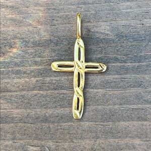 18k Gold Cross Pendant